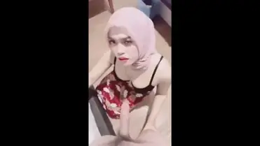 Bokep Jilbab Saudara Sepupu Cantik Paksa Hisap Cu