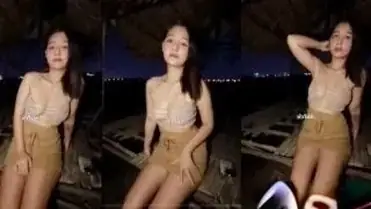 Cewek Cantik Diajak Ngewe di Gubuk Sawah Liar Viral